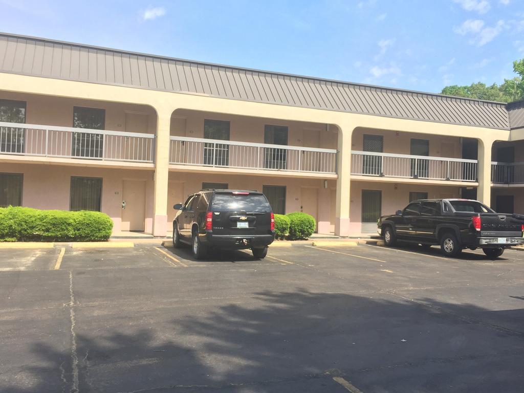 Grenada Inn エクステリア 写真